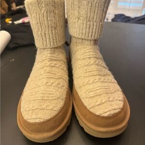 Ugg Classic Mini Cabelle Knit Bootie Size 8